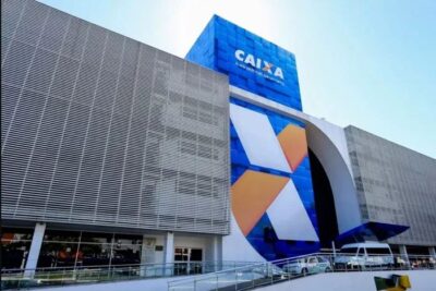 Caixa irá devolver R$ 11 milhões a clientes após cobrança indevida de tarifas