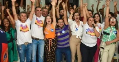 Em suas caminhadas pelo Maranhão, Amanda Gentil recebe adesões de…