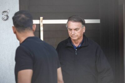 Moraes proíbe divulgação de entrevistas de Bolsonaro nas redes sociais