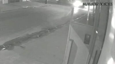 VÍDEO: Veja momento exato da colisão entre ônibus e caminhonete que deixou um morto em São Luís