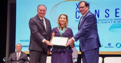 Iracema Vale é homenageada pelo Poder Judiciário com a Medalha de Mérito do Consepre Presidente da A…