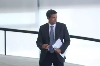 Campos Neto sinaliza fim do rotativo do cartão de crédito