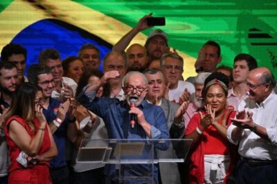 Datafolha: Lula se mantém à frente da direita em todos os cenários para 2026