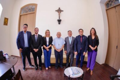 Penha participa de encontro da Frente Católica com arcebispo