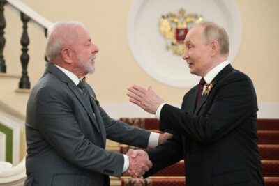 Lula conversa por telefone com Putin sobre guerra na Ucrânia e cenário econômico global