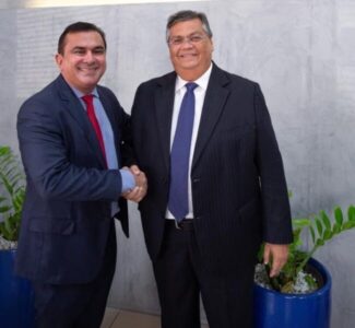 O escritório Carlos Sérgio de Carvalho Barros parabeniza o Ministro da Justiça Flávio Dino, pela honrosa indicação ao cargo de Ministro do Supremo Tribunal Federal