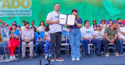 Programa Educação de Verdade do Governo do Estado vai entregar 250 mil tablets