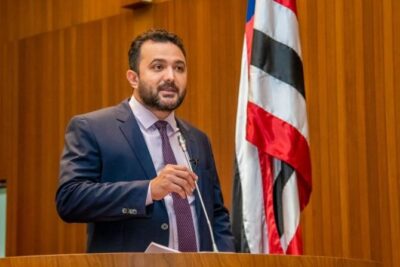 Deputado Yglésio Moysés expõe movimentações que podem culminar em golpe para afastar o governador Brandão