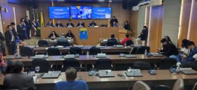 Câmara de São Luís Vazia: Vereadores ausentes durante esclarecimentos do secretário da SEMOSP