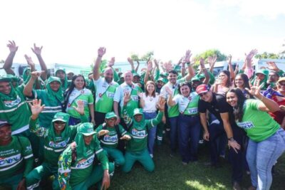 Governador Carlos Brandão e prefeito Roberto Costa inauguram a estrada do Leite, autorizam novas obras, entregam frota de veículos e concedem reajuste salarial a professores e mediadores contratados