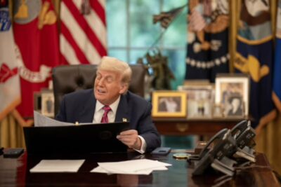 Trump chama Brasil de “parceiro comercial horrível” e acusa perseguição a Bolsonaro