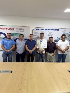 Prefeito André da RalpNet, participa de reunião com discussão voltada para a reforma do aeroporto de Pinheiro