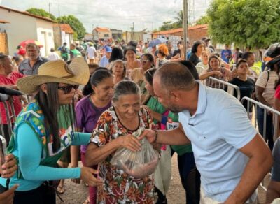 Segundo dia de distribuição de peixes da Prefeitura garante alimento para milhares de bacabalenses