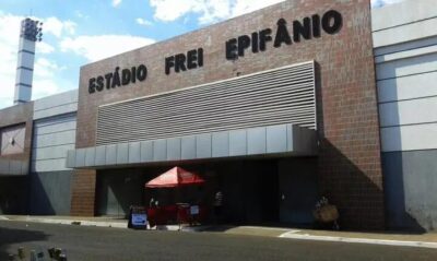 Estádio Frei Epifânio é fechado para reformas no gramado e arquibancadas