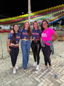 No Arraial de São Mateus, Primeira dama Josiane Rosendo prestigia projeto “Mulheres em Movimento no São João”