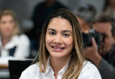 Ana Paula assume comando do PSB