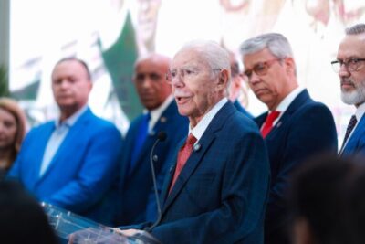 Sarney sai em defesa de Moraes após sanções de Trump: “Nunca corra atrás de um doido”