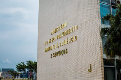 Governo contesta tarifas dos EUA na OMC