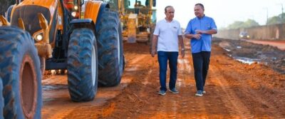 Brandão vistoria obras do segundo trecho da Avenida Metropolitana, que já está em fase de terraplanagem