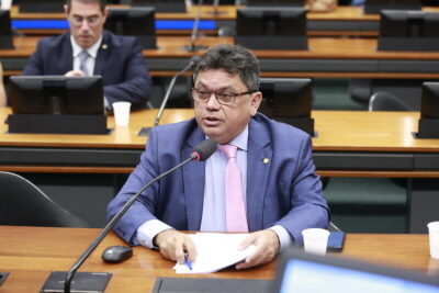 Márcio Jerry destaca importância do diálogo para superar desafios políticos