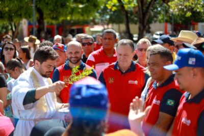 Brandão participa da tradicional Missa do Vaqueiro, em Colinas, e recebe homenagem de pecuaristas na Expo Codó 2025