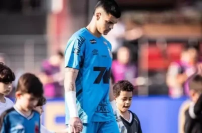 Goleiro Santista diz sofrer a maior vergonha da sua carreira