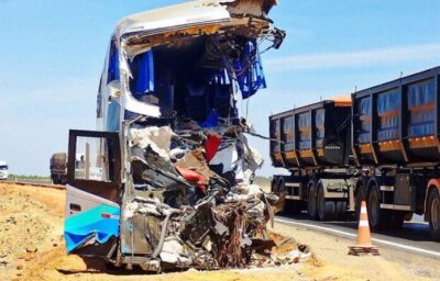 Acidente entre ônibus e carreta deixa 11 mortos no Mato Grosso