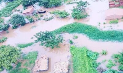 Pela primeira vez ruas e casas no bairro Mutirão alagam após chuva nesta segunda 2