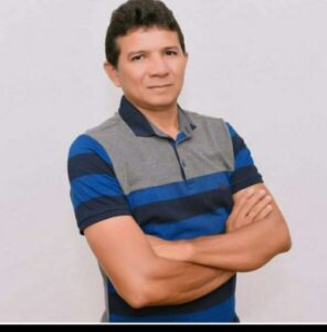 Professor metido a blogueiro é “obrigado” a trabalhar em Tuntum