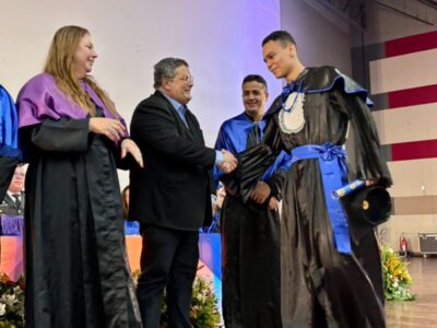 Nordman Wall representa governador Brandão em colação de grau na Uema e reforça investimentos da FAPEMA