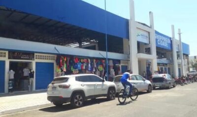 Quase um ano depois de inaugurado, diversos boxes do Camelódromo continuam fechados