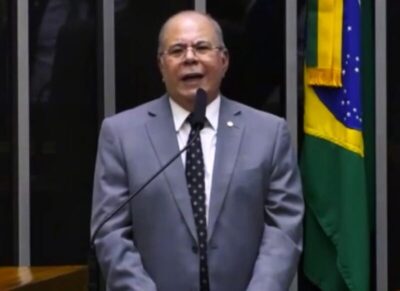 “Por que Flávio Dino não se dá por impedido em ações que envolvem pessoas ligadas a ele no Maranhão”, indaga deputado em Brasília
