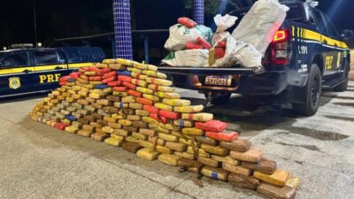 PRF apreende quase meia tonelada de skunk em fundo falso de caminhão na BR-316