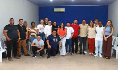 Prefeito Gilson Lima faz balanço dos quase oito meses de gestão e apresenta novo coordenador de comunicação do município