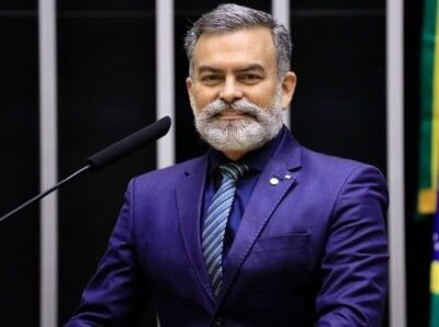 Após protesto, 14 deputados, um do MA, são encaminhados à corregedoria