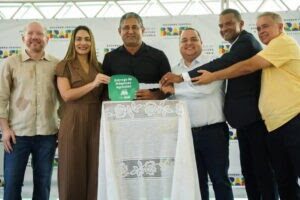 Prefeito Toca Serra recebe trator da Senadora Ana Paula e fortalece Agricultura Familiar de Pedro do Rosário
