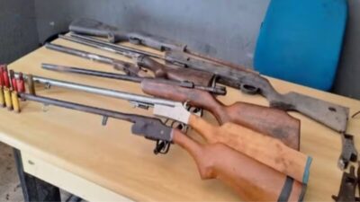 Armas apreendidas em fábrica clandestina