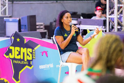 Campeã mundial Ana Paula inspira atletas maranhenses nos JEMs