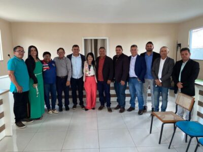 Secretária Fátima Araújo reúne com lideranças de São Vicente Férrer, São João Batista e Cajapió na Baixada Maranhense