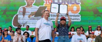 Tô conectado: Brandão inicia a entrega de cerca de 250 mil tablets a estudantes e assina medida provisória que institui programa Educação de Verdade