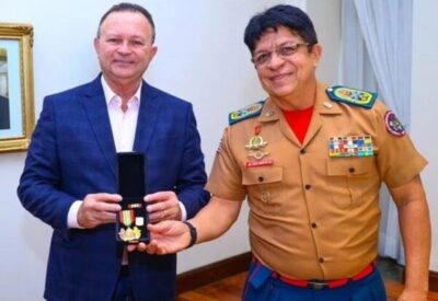 Governador Brandão é condecorado com a Medalha Mérito Nacional dos Corpos de Bombeiros Militares do Brasil