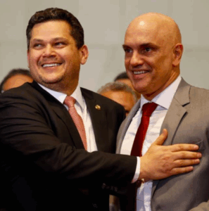 Alcolumbre descarta pautar impeachment de Alexandre de Moraes