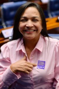 Eliziane destaca aprovação no Senado do projeto contra adultização