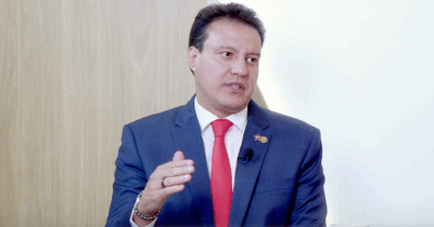 Exclusivo: Felipe Camarão desiste de disputar o Governo e articula aliança com extrema esquerda para assumir controle do PSB no Maranhão