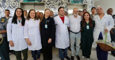 MÚSICA, EMOÇÃO E CARINHO PARA OS PAIS NO HOSPITAL DOS SERVIDORES ESTADUAIS