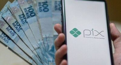 Mulher que recebeu PIX de 3 mil reais por engano vai ter que devolver