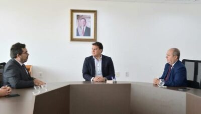 Vice governador Felipe Camarão recebe membros do MPMA e da Defensoria