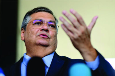 Sem citar Magnitsky, Dino diz que lei de outro país não vale no Brasil