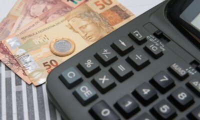 Brasil deve sofrer menos que outros países com tarifas, diz Galípolo
