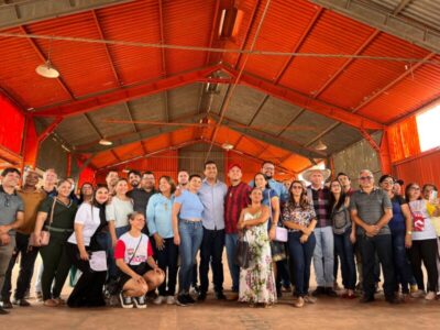 Como cidadão de Amarante, Clayton Noleto participa de ordem de serviço para reforma da Feira do Produtor Rural